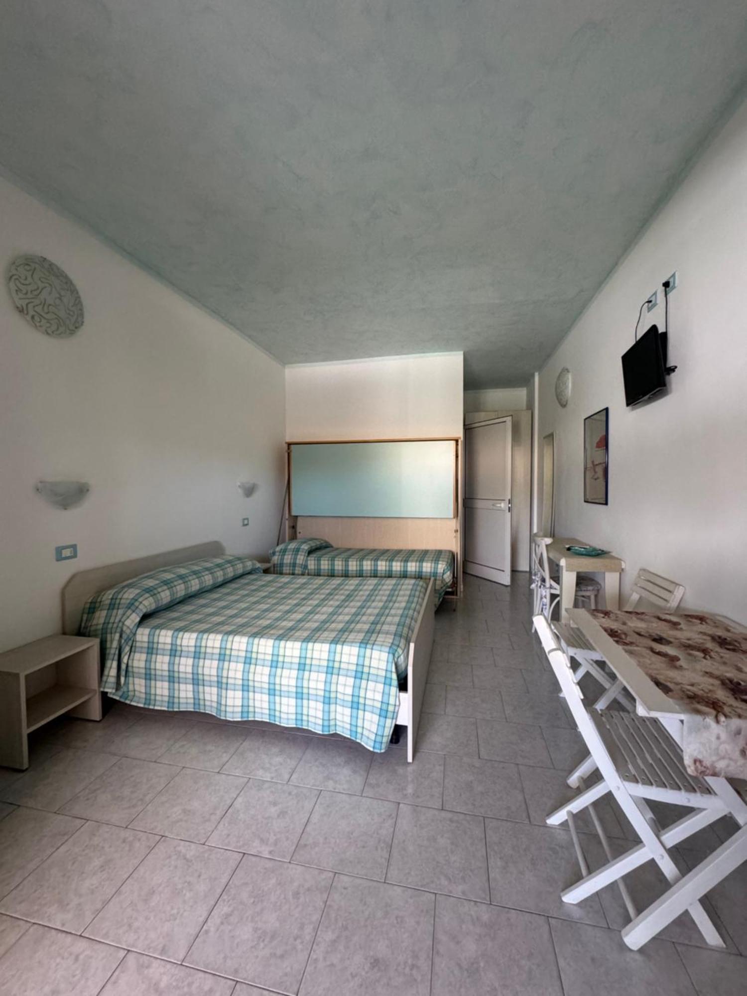 Hotel Bagno Stella Del Mare Marina Di Carrara Eksteriør bilde